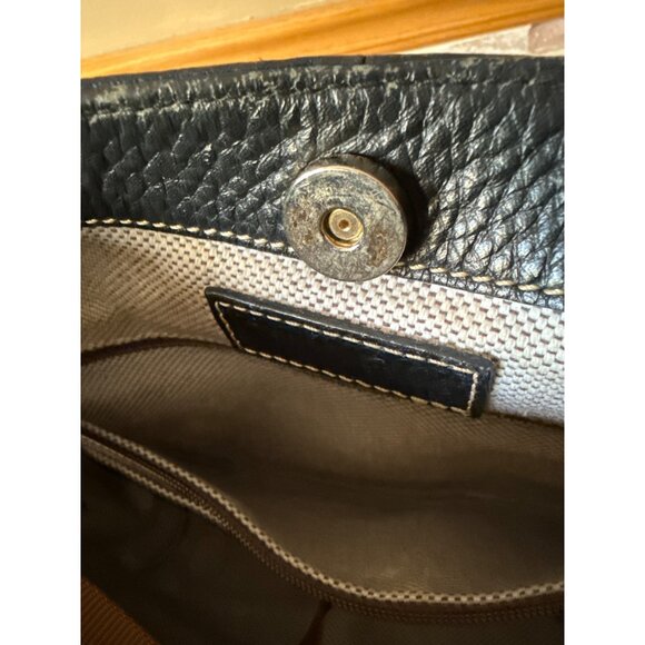 Dooney & Bourke Black Pebble Leather Crossbody Bag With Adjustable Strap - Picture 8 of 16